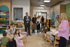 8a44f76c-4116-49e1-a123-2cb9ea971a3c